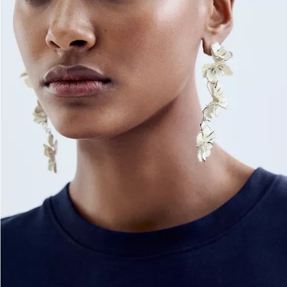 Zara Nwt Floral Drop Earrings
